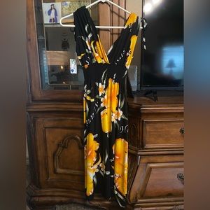 Brand new Hawaiian dress from Hawaii - never worn